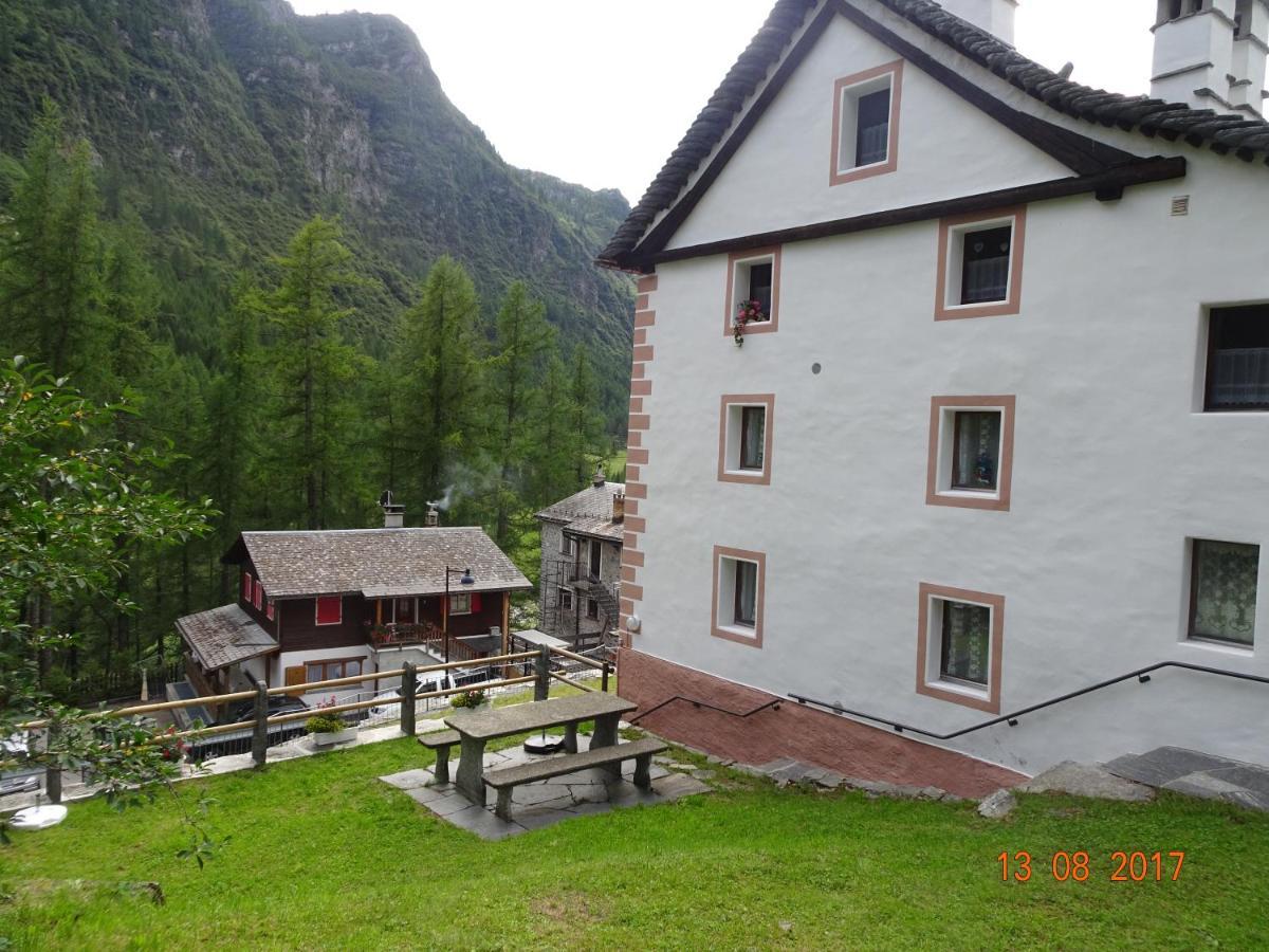 Apartamento Casa Sonnenberg Bosco-Gurin Exterior foto
